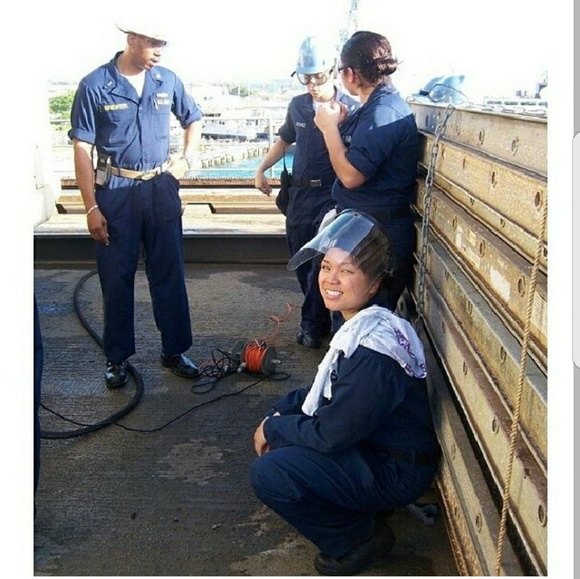 Meet your Poster, Anna - Picture 2 of 8